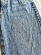 JEANS DE PIERNA ANCHA