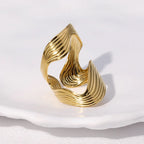 ANILLO CON HUECO CIRCULAR