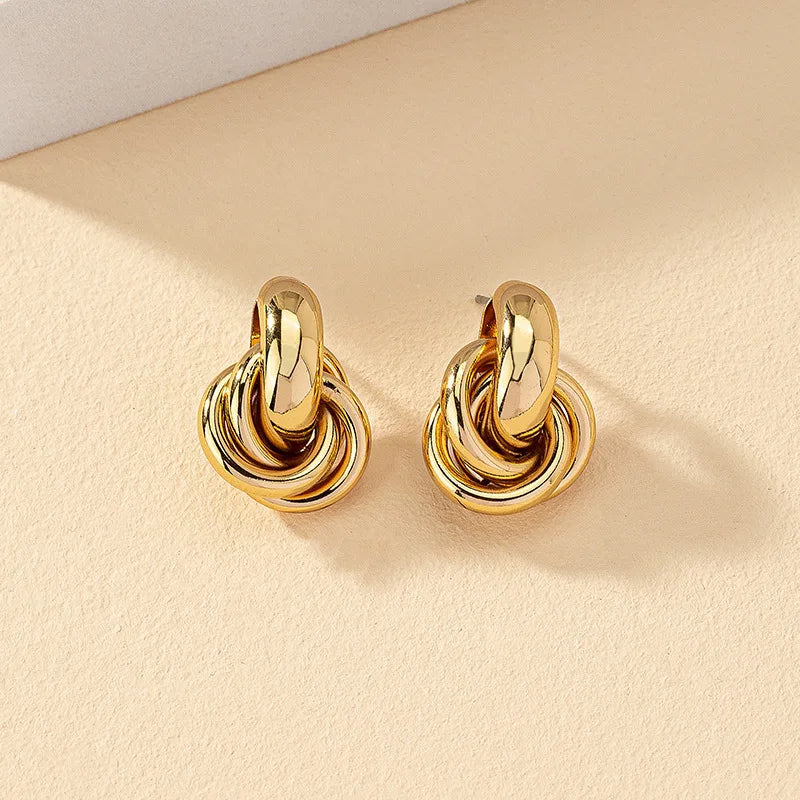 PENDIENTES CON RELIEVE