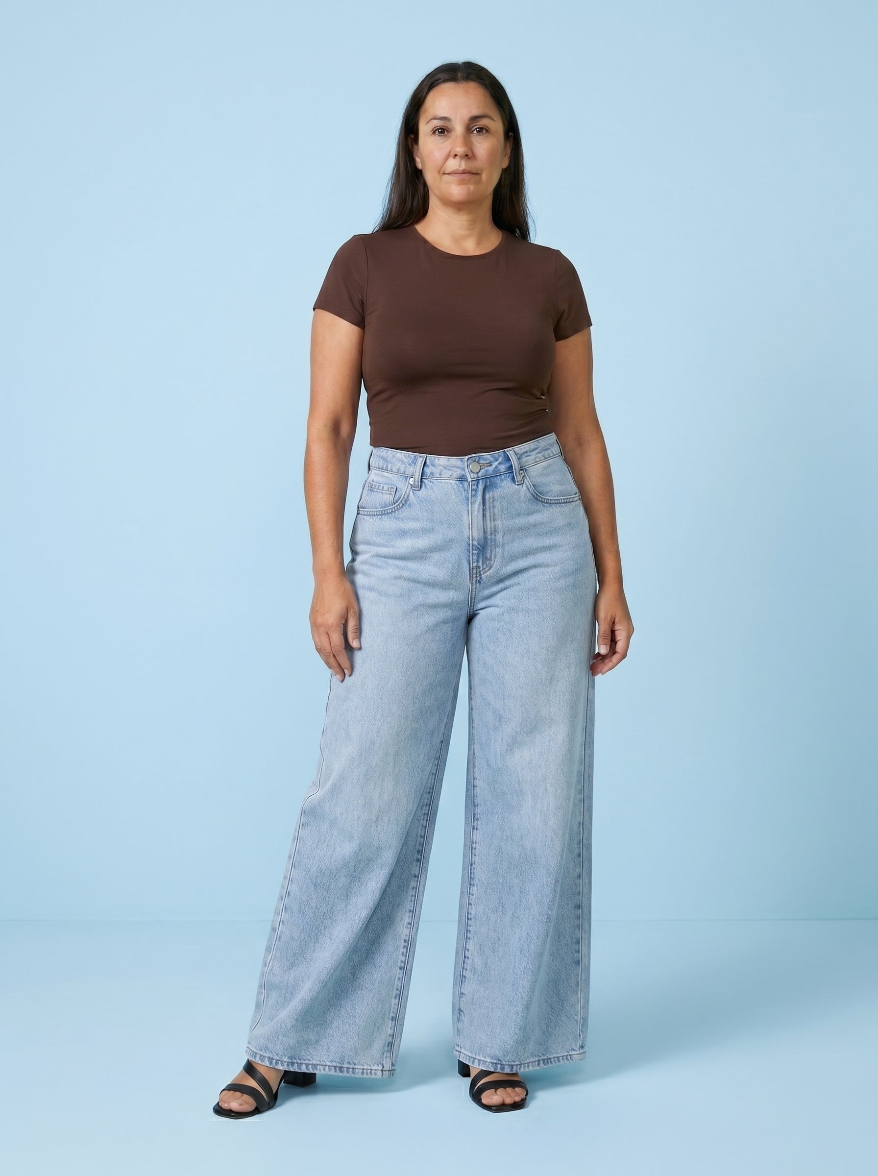 JEANS DE PIERNA ANCHA